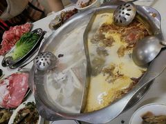 -尚品海鲜肥牛自助火锅(湖明店)