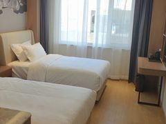 -爱舍海岸酒店(香港中路五四广场店)