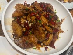 -黄泥岗·地道湖北菜(奥特莱斯店)