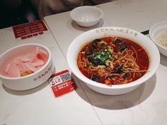 -渝是乎酸菜鱼·川渝小炒(新世界百货望京店)