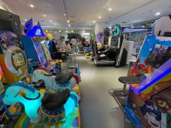 -Land Mark蓝马乐园(华联武夷购物中心店)