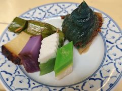 -莫定标娘惹糕点