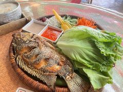 -傣泐金湾餐厅