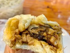 麻辣香菇鸡丁包-老陶包子铺(南大西南村店)