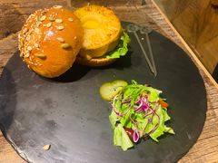 -HIGH FIVE哈福手工汉堡(桂林路店)