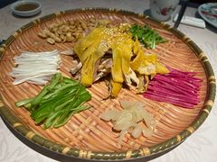 -维园悦谱·海派家常菜(乌鲁木齐南路店)