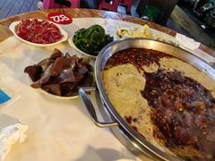 -储奇门鳝鱼火锅(总店)