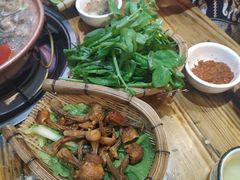-阿婆情腊排骨火锅(饮玉巷店)