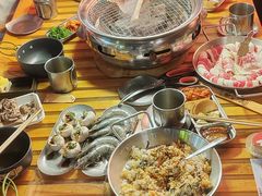-叽叽扎扎烤肉场(生态城万达店)