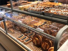 -好利来(高新枫叶广场店)