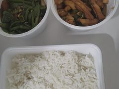 -洞庭土菜小炒馆(易发广场店)