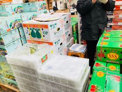 -上海龙吴水胜海发市场