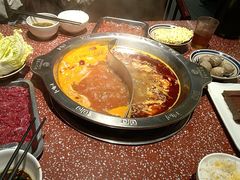 -重庆小天鹅火锅(中商广场店)