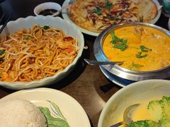 -大头虾越式风味餐厅(光明广场店)