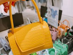 -URBAN REVIVO(富力海珠城店)