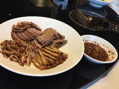 -黔蘑菇四季餐厅(观山湖店)