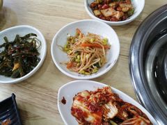 -牛信亭韩国料理·炭火烤肉(紫藤路店)