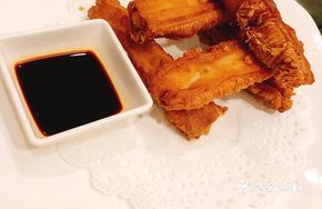 Flower-stuffed Fried Dough Stick