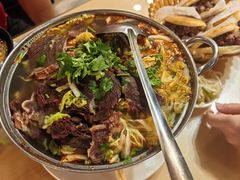 -闫家驴肉老店(华电一校店)