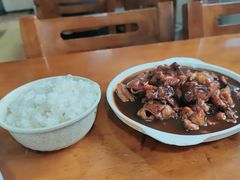 -三居鲁味坊黄焖鸡(山大路店)