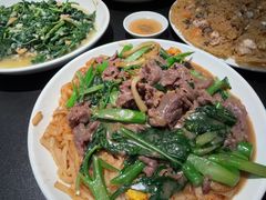 -皮蛋弟砂锅店(总店)