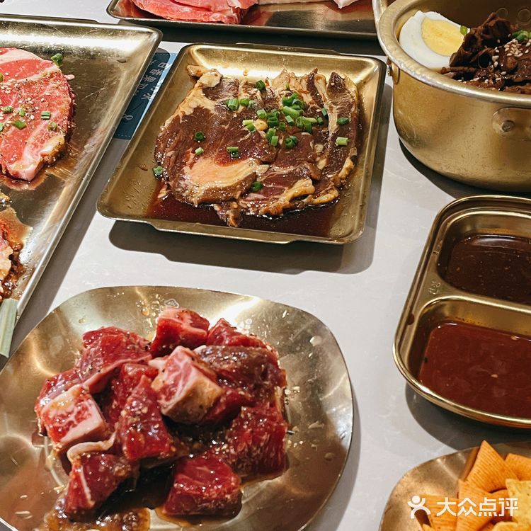  福州美食| 冰棒自助无限吃的滋滋牛烤肉[加油]