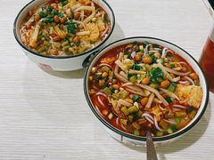 -忆螺巷螺蛳粉(步行街小巷店)