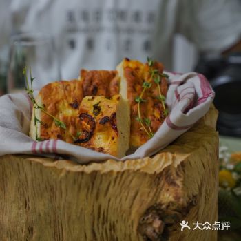 POP-UP shop by朱叶 feat. 王秋硕&王浩然