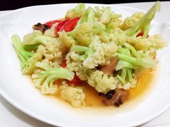 番茄炒有机菜花-太兴餐厅(东方广场分店)