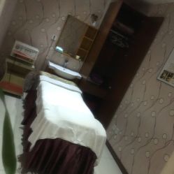 -成都伊贝丝美容美胸SPA会所