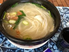 -桥香园过桥米线(国贸店)