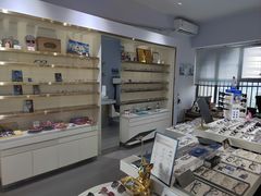 -视野联行眼镜•蔡司•依视路(温江店)