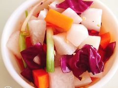 特色爽口开胃泡菜－一赠送-潮牛禾记•潮汕鲜牛肉火锅(新亚洲店)