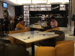 大堂-必胜客(海滨店)