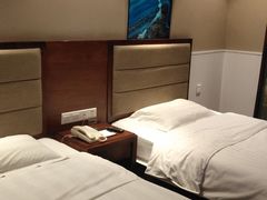 -怡华威斯达酒店(重庆医科大学附属儿童医院店)