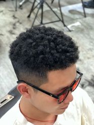 -海文先生国潮烫染男士理发馆