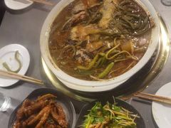 -红井路游艺炖锅·音乐餐吧(十渡店)