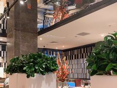 大堂-四季民福烤鸭店(西单华威约饭街店)