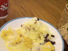 -八月美食小馆(银泰城总店)