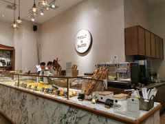 面包甜点陈列柜-WHEAT&BAKER-麥(凯德来福士店)