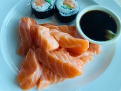 -澳门旅游塔360°旋转餐厅(南湾湖广场店)