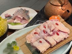 -得意咚瓜·顺德鱼生·冬瓜火锅(深圳首店)