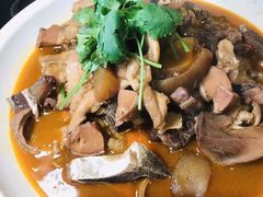 -霄汉牛三鲜湖北砂锅菜(万松园2店)