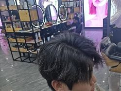 -藤野造型烫染·漂发