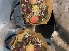 -何兮花店·气球派对鲜花店(马桥银春路万科城店)