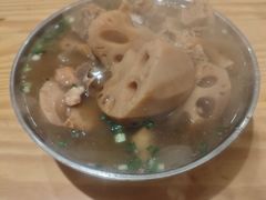 -燕子煨汤(山海关路店)