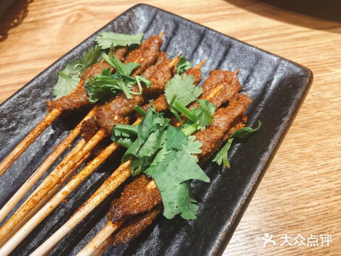 麦麦山云南菜(复地活力城店)昭通小肉串图片