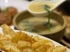 老济南甜沫-闫府私房菜·百年鲁菜(恒隆店)