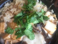 -溢香苑瓦罐(前进路店)