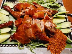 -老滇山寨•云南特色菜•地方菜•民族风情歌舞表演(金碧店)